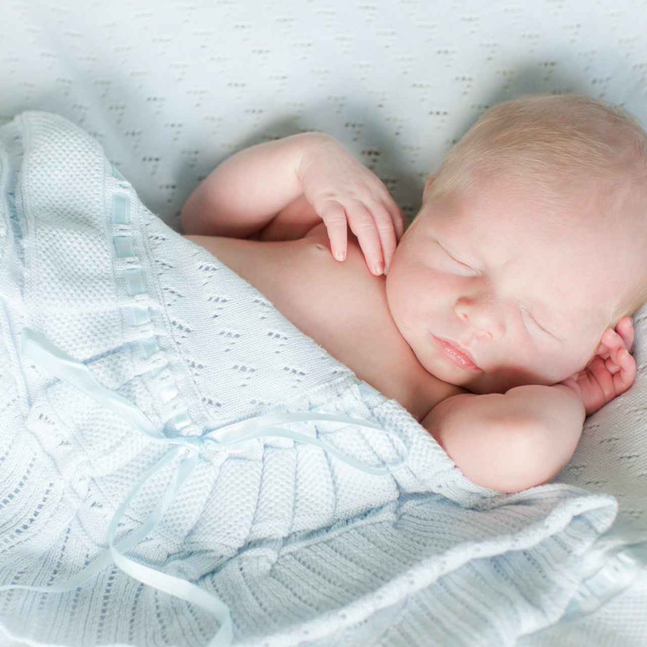 Pointelle Knit Ruffle Blanket